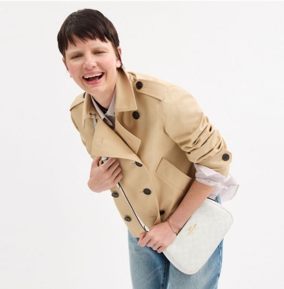 NWT! 🧧 🎁 Style#CV933, Coach Teri Shoulder Bag in White/Gold/Chalk - Picture 5 of 15